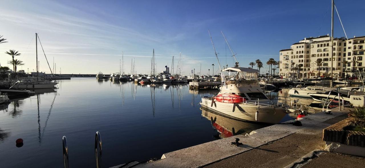 شقة Puerto De La Duquesa Sea Views مانيلفا المظهر الخارجي الصورة